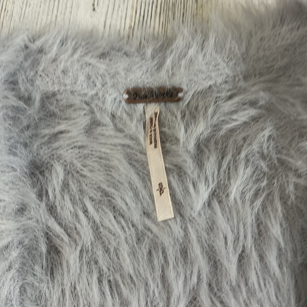 Free People Gray Soft Furry Jacket Size Small - Picture 5 of 8